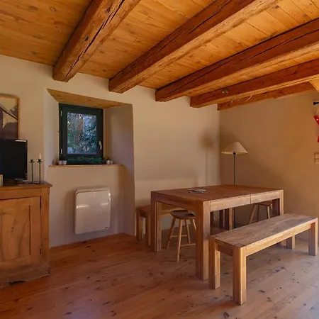Сasa de vacaciones Maison De Village 8 Personnes A Loudervielle Avec Wifi - Fr-1-695-71 *