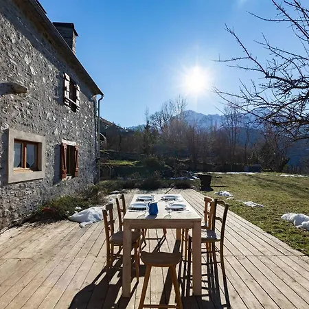 Maison De Village 8 Personnes A Loudervielle Avec Wifi - Fr-1-695-71 Loudenvielle